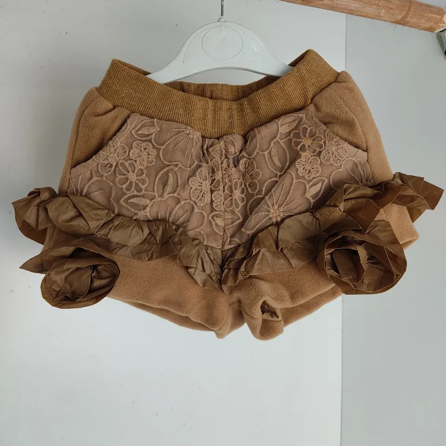 شلوارک گرم زیبا