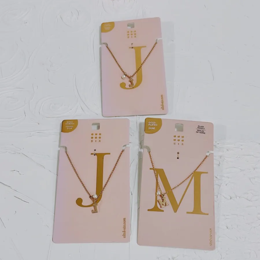 گردنبند حروف