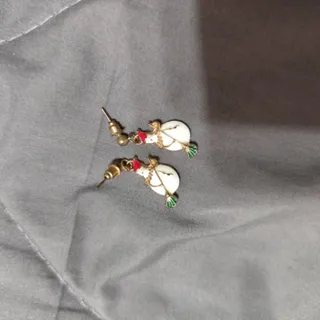 گوشواره برنجی آدم برفی