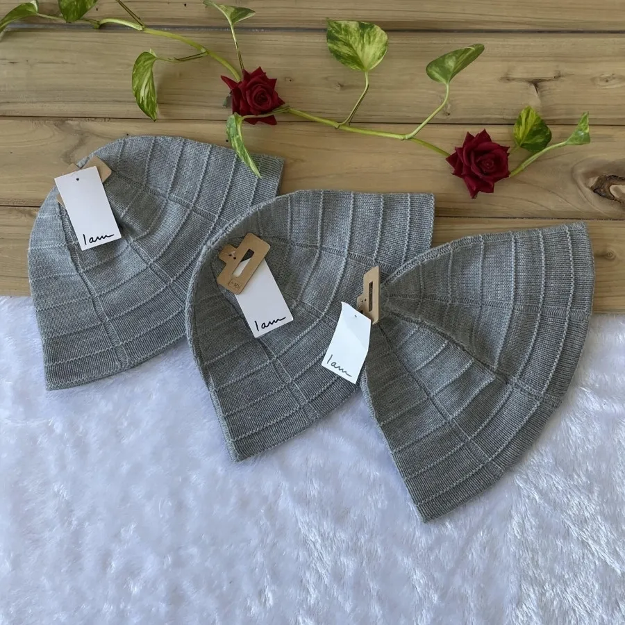 کلاه بافت I am