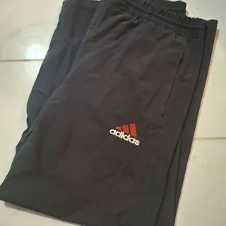 شلوار ورزشی