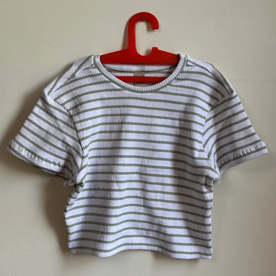 کراپ تیشرت راه راه