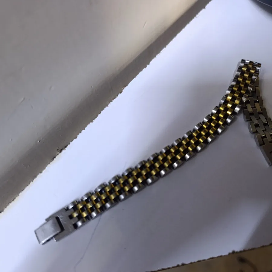 دستبند جیران