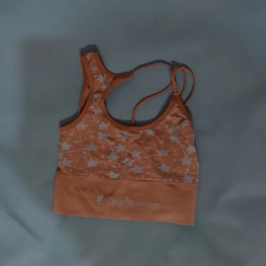 لباس ورزشی زنانه