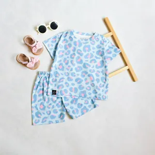 تیشرت و شلوارک دخترونه