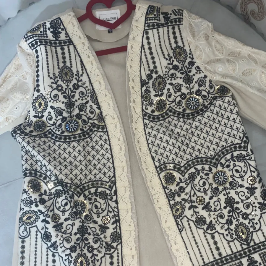 مانتو مزونی