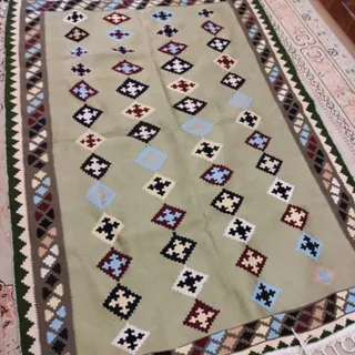 گلیم دست بافت