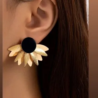 گوشواره بزرگ