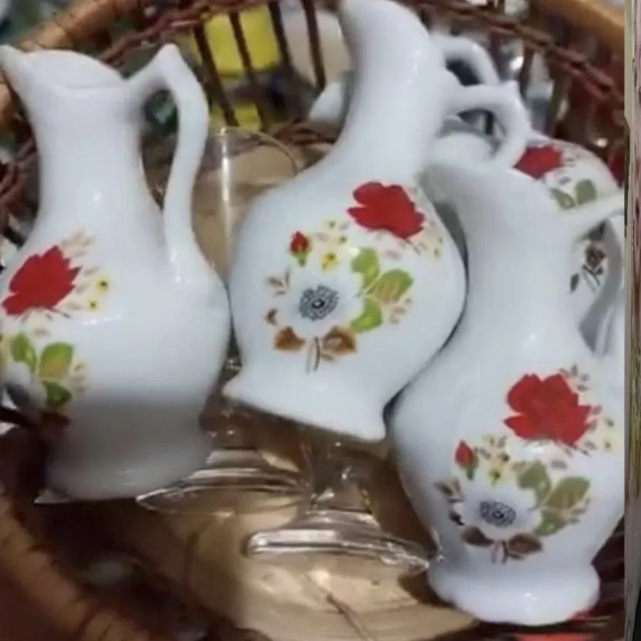 آبلیمو‌خوری