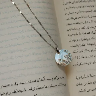 گردنبند ظریف نگیندار