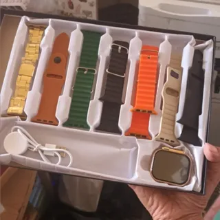 ساعت هوشمند بهمراه 7بند