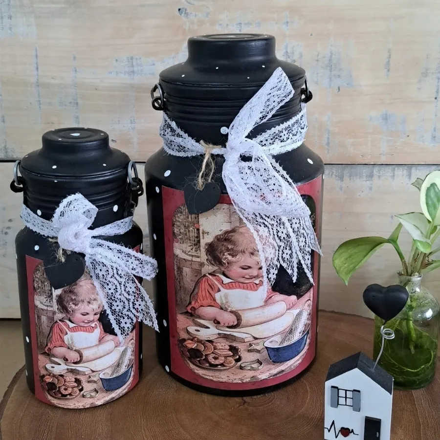 بانکه های فلزی رویی