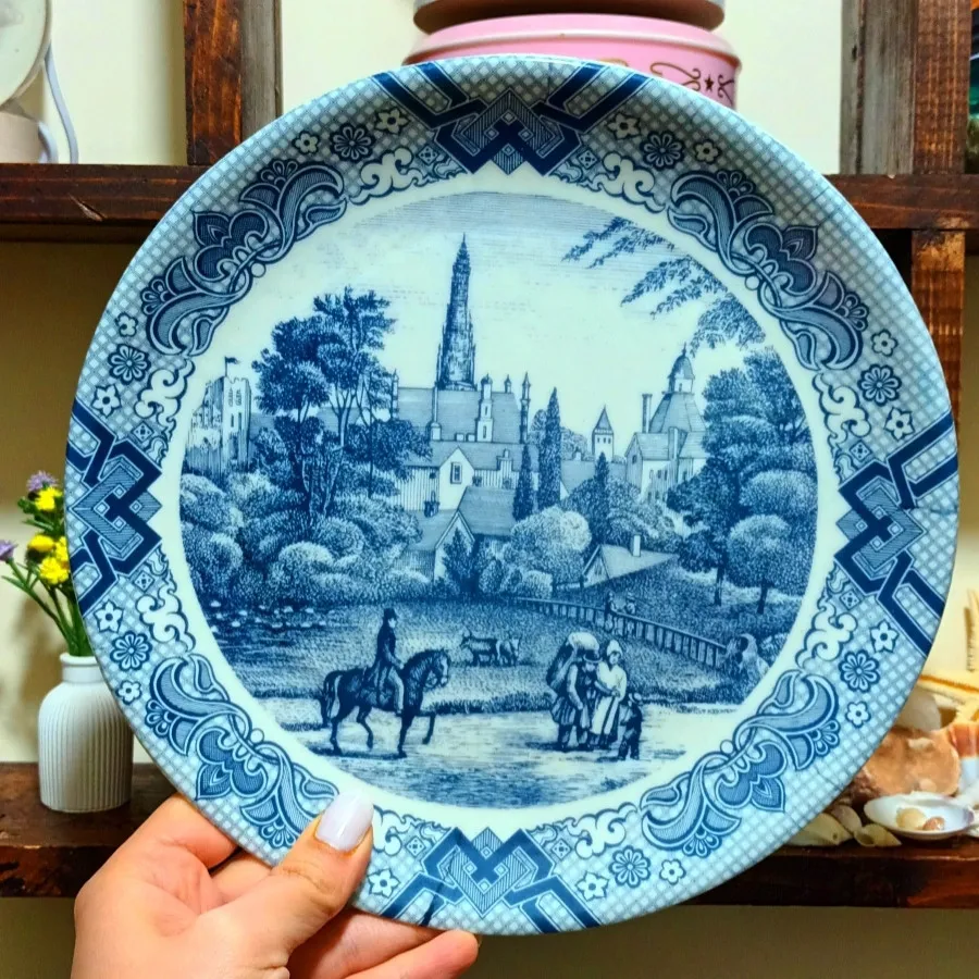 بشقاب قدیمی