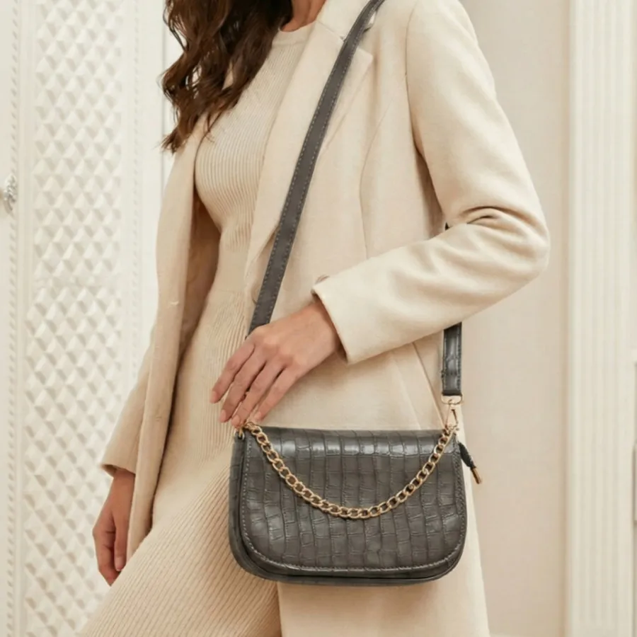 کیف دوشی کاملا نو زنانه