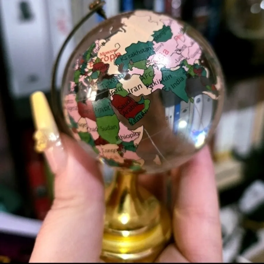 گوی شیشه ای جهان نما رنگی