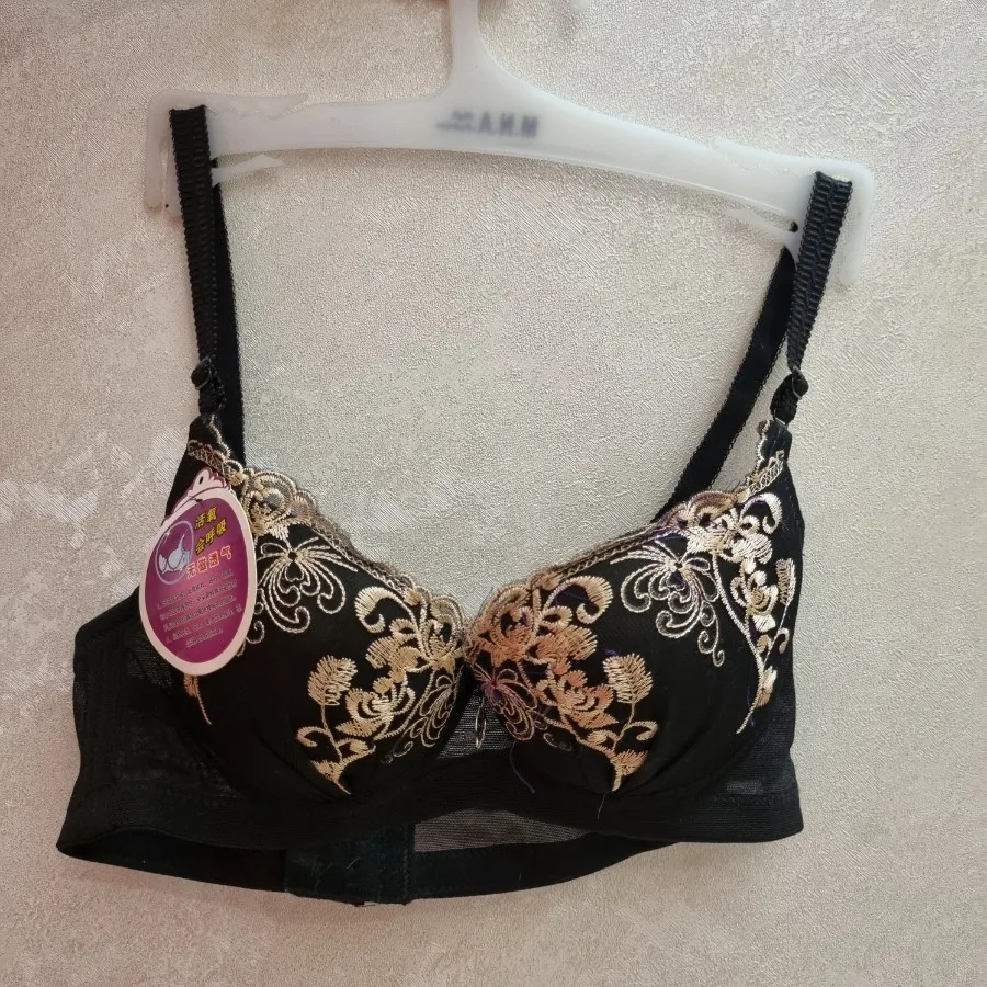 سوتین گلدوزی سایز 80