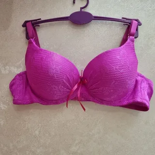 سوتین جکدار اسفنجی