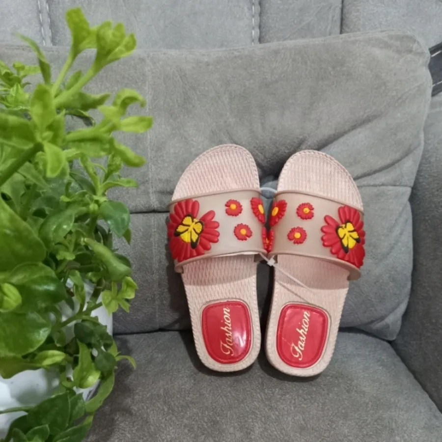 دمپایی بچگونه