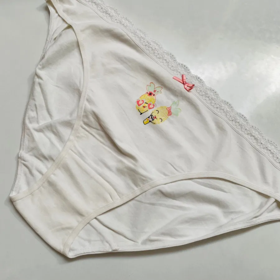 شورت نخی برند نایومی دبی