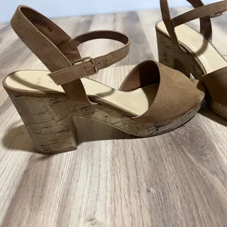 کفش پاشنه دار اورجینال