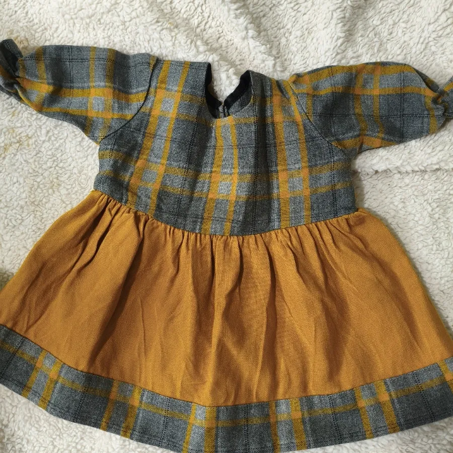 پیراهن دخترانه