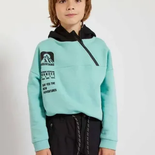 هودی کلاه دار