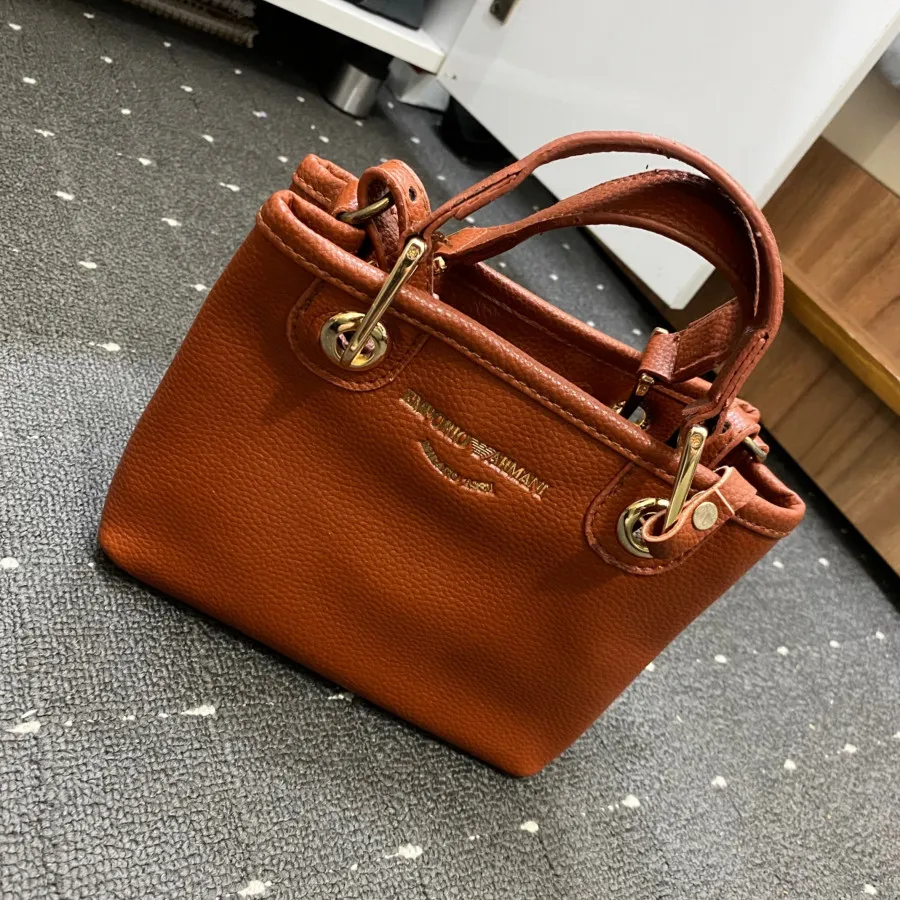 کیف مارک ارمانی