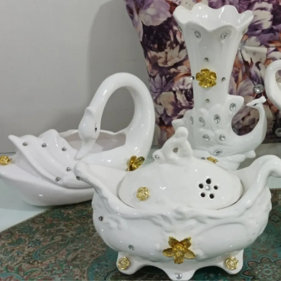 سرویس پذیرایی قو وطاووس