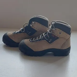 کفش کوهنوردی کسری تبریز36