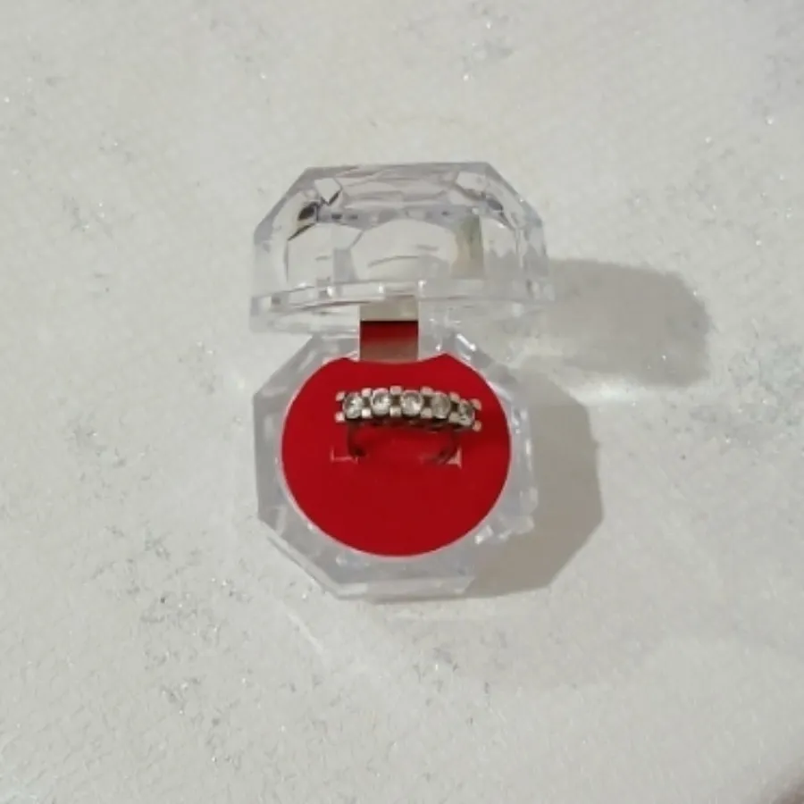 انگشتر نقره ?