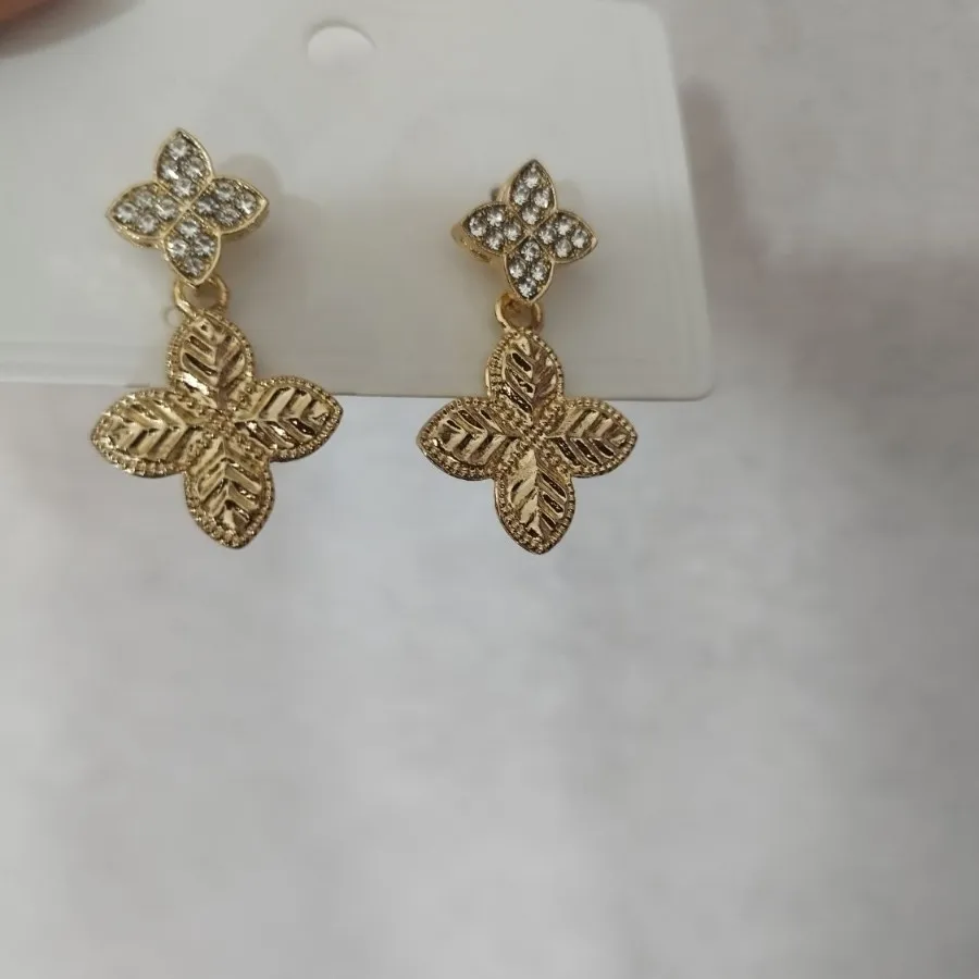 گوشواره ونکلیف