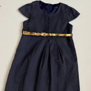 پیراهن دخترانه