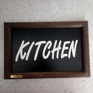 تابلو نشانگر چوبی