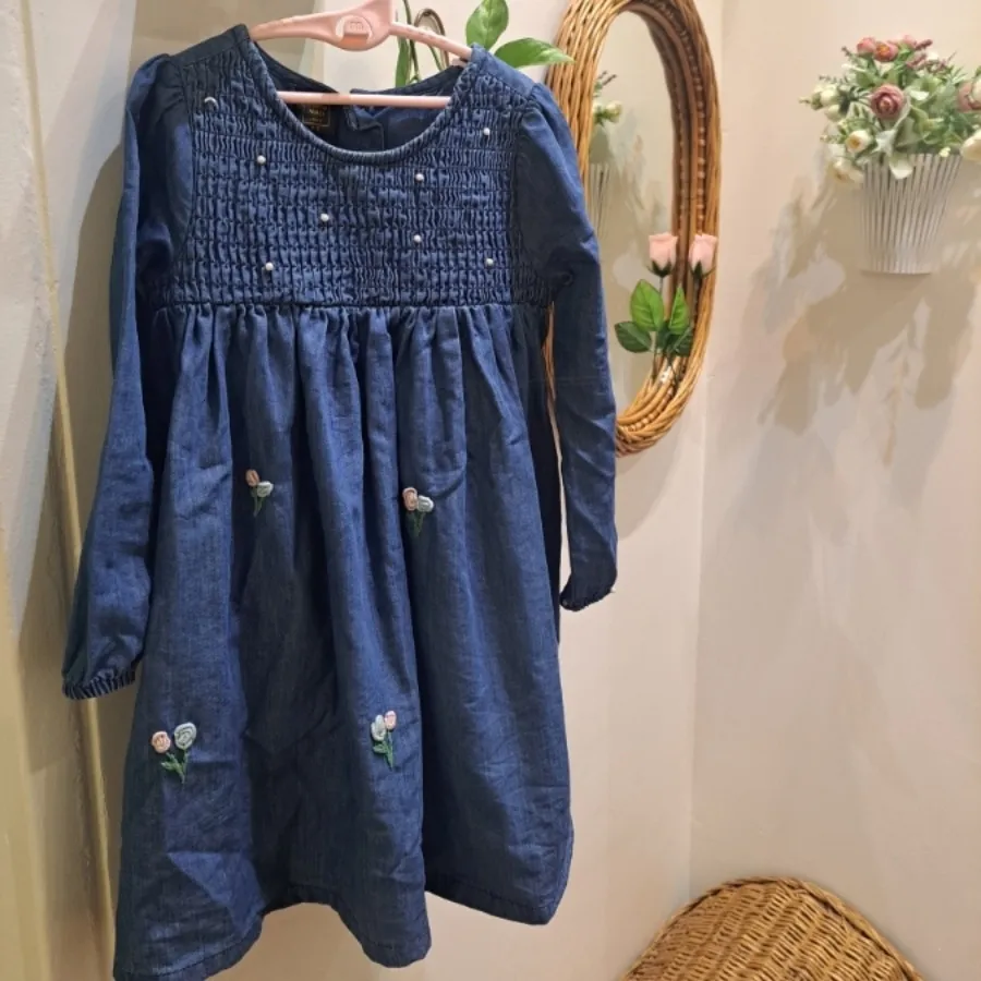 پیراهن دخترانه