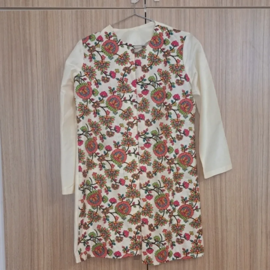 مانتو گلدوزی