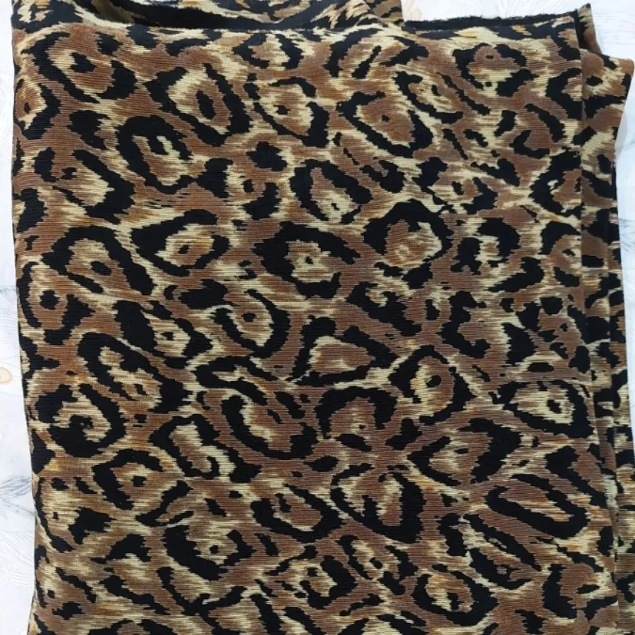 پارچه پلنگی ریزش دار