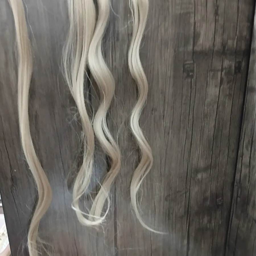 موی مصنوعی طلایی