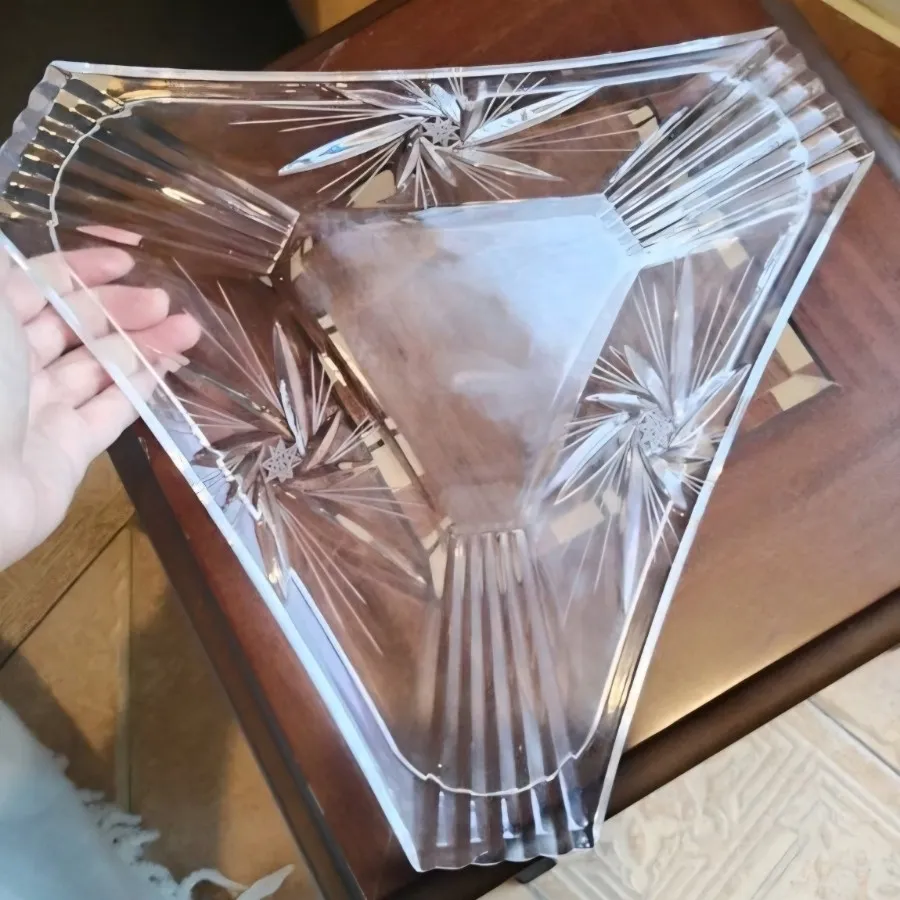 شیرینی خوری کریستال