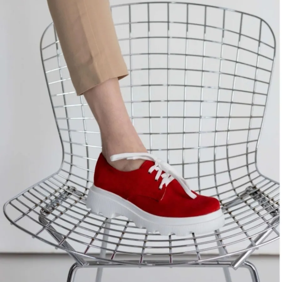 کفش کولیزونه