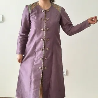 مانتو تافته کار شده