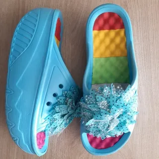 دمپایی لژ دار