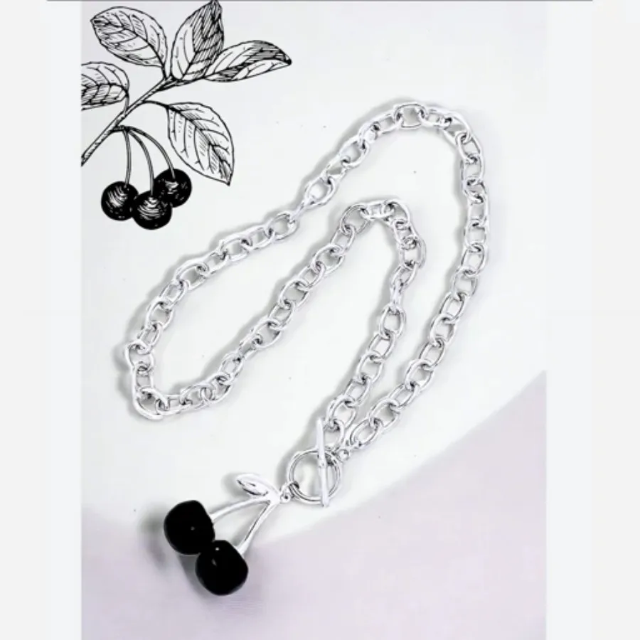 گردنبند طرح گیلاس جذاب