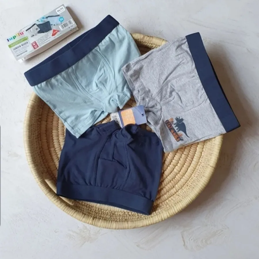 شورت پادار آلمانی