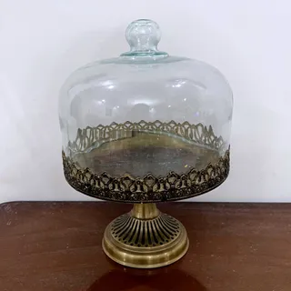 شیرینی خوری