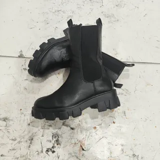 نیم بوت وارداتی