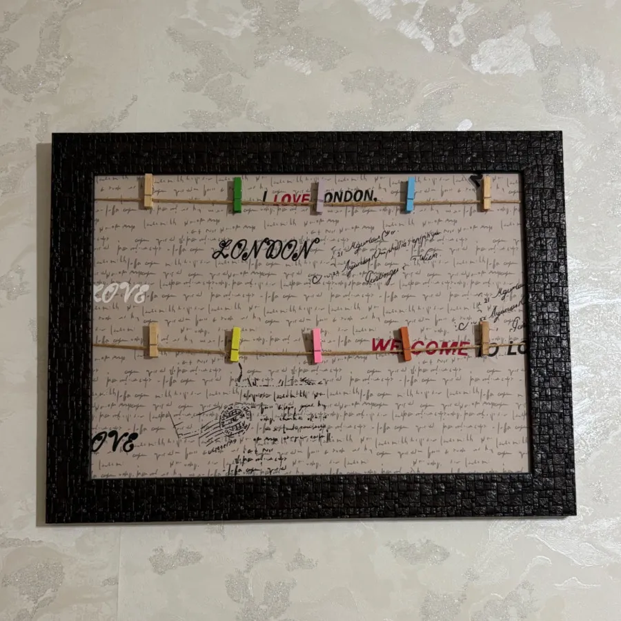 قاب عکس دیواری