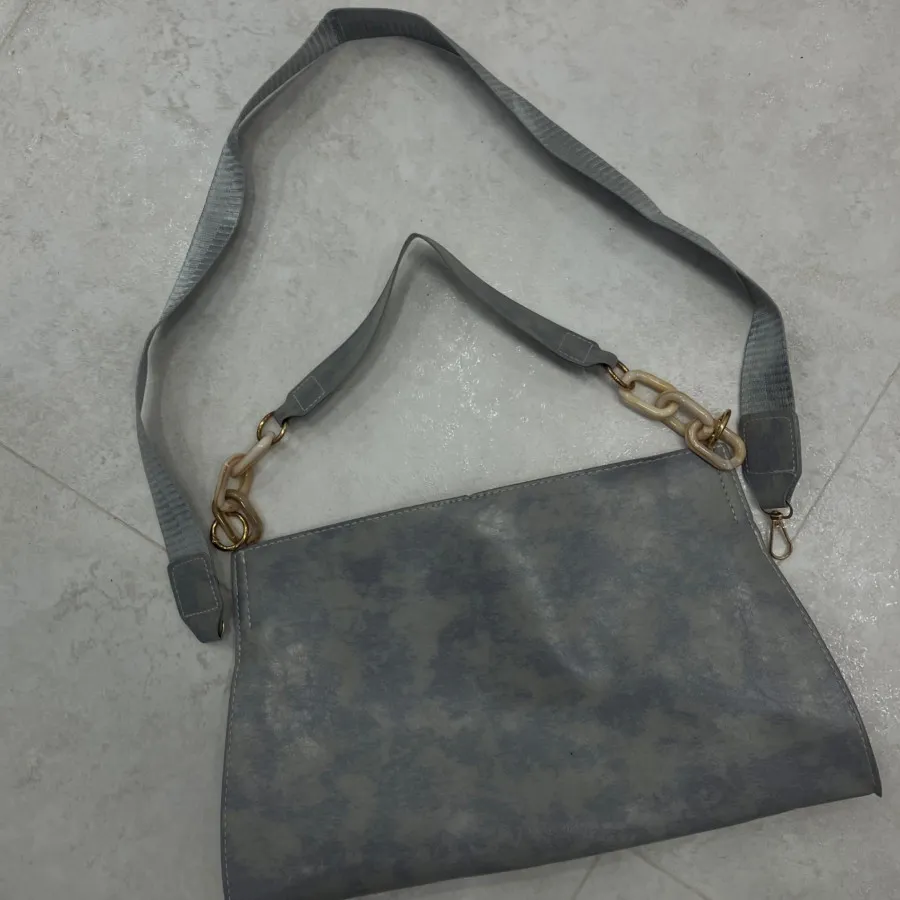 کیف رنگ ابروبادی