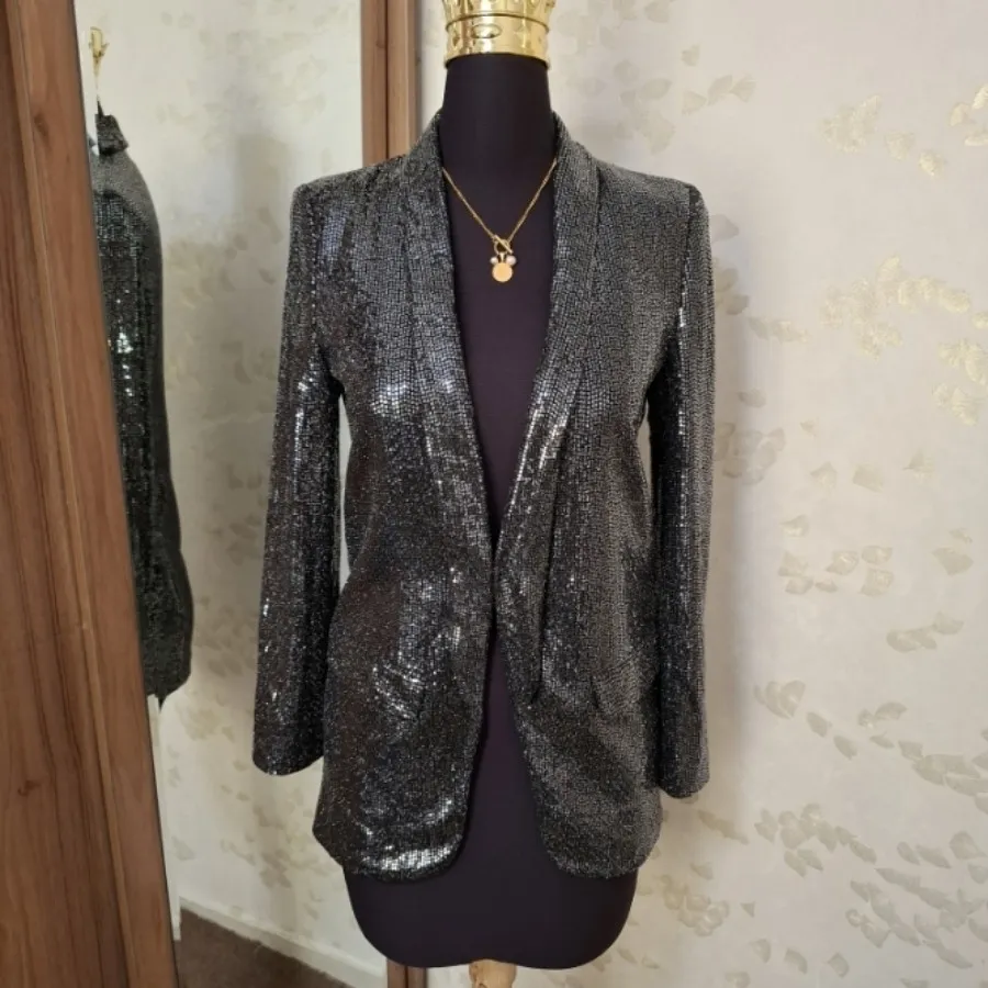 کت پولکی Zara