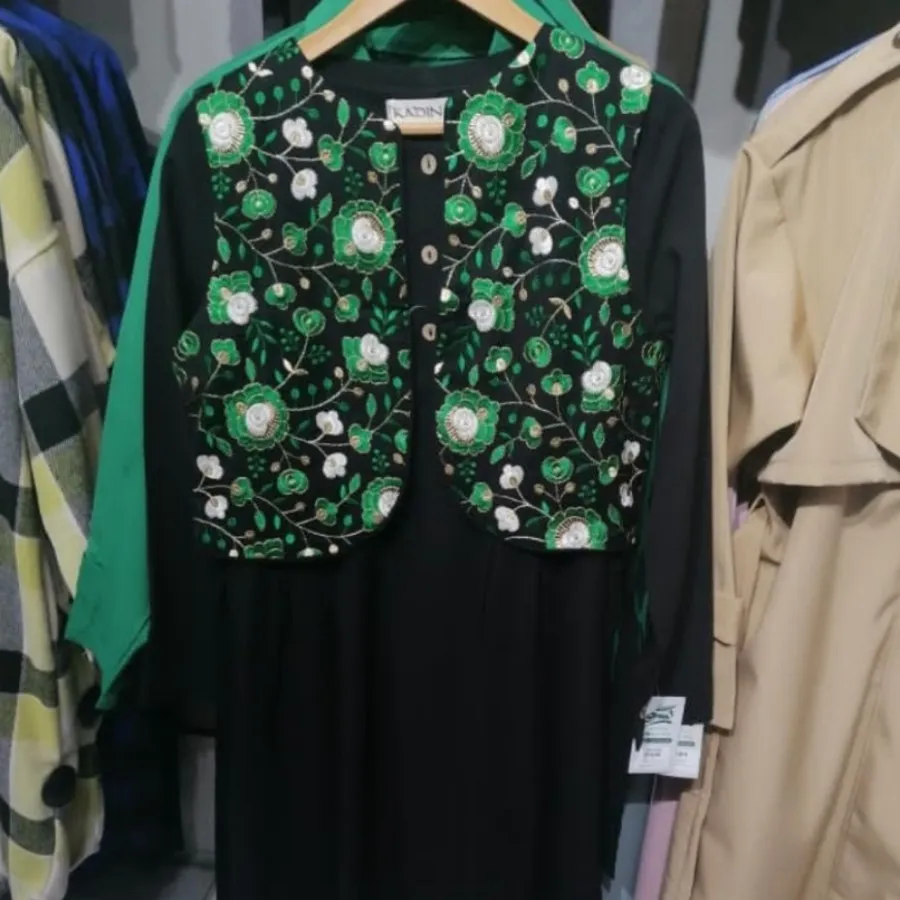 جلیقه و سارافون