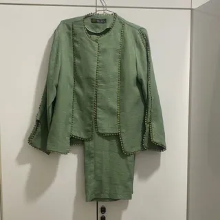 مانتوشلوار